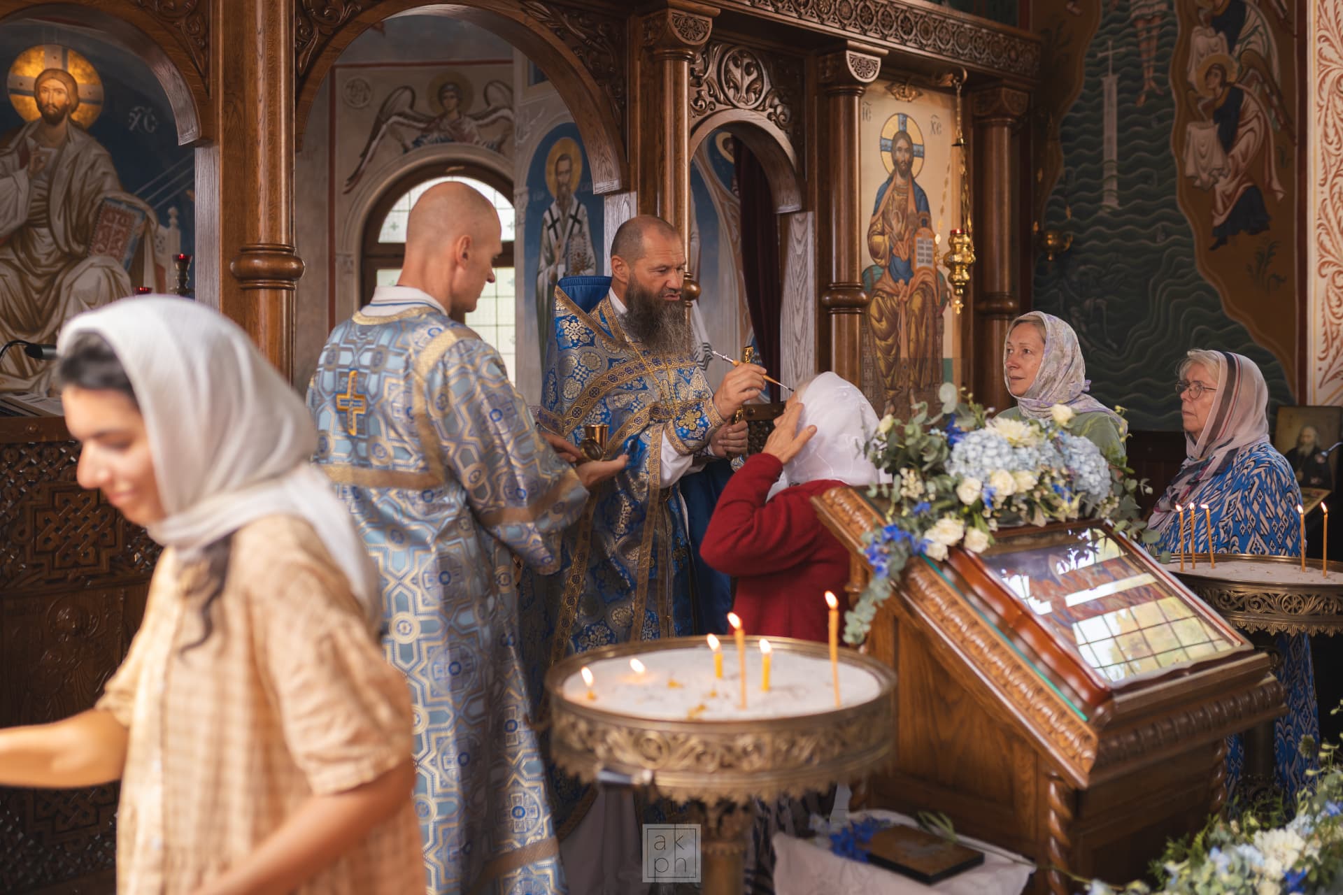 La comunione durante una celebrazione in chiesa